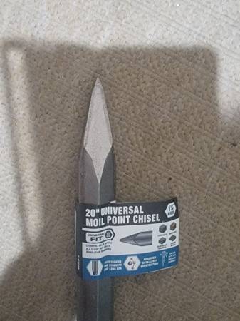 20" Universal Moil Point Chisel 1