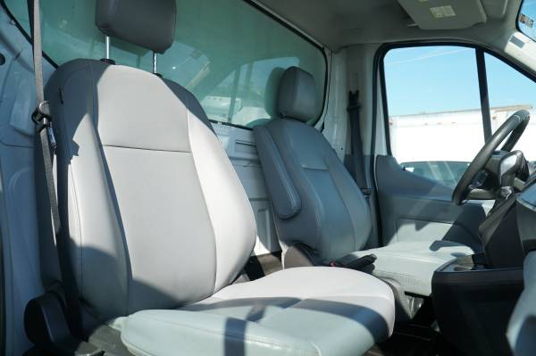 2016 Ford TRANSIT 350 HD - Photo 8