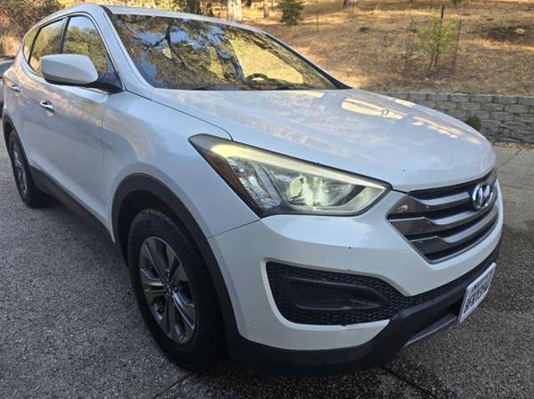 2016 Hyundai Santa Fe 1