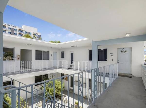 $1,700 / 1br - fast move in - 1 BED 1 BATH close to the Design District (Miami Shores)64001849856002122