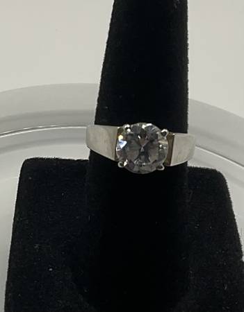 Sterling Silver & Cubic Zirconia Solitaire Cathedral Setting Sz  4 3/4 1