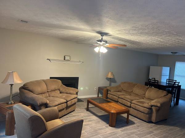 Looking for Responsible,Clean, and Respectful Guests! 1
