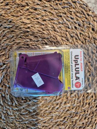Uplula Universal magazine loader 1