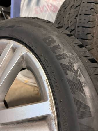 BLIZZAKs x4  Mounted Audi Rims 225/50/R17 1