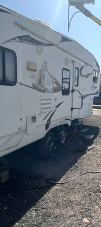 2010 5th wheel 1