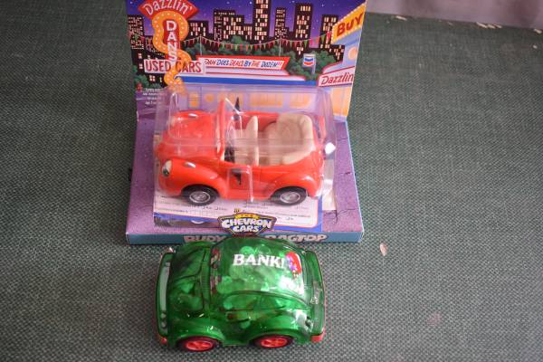2 new VW toy  bugs 5" Rudy Ragtop 1999 1