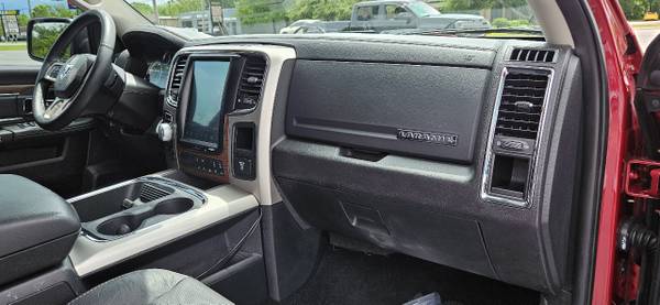 2015 RAM 1500 4WD Crew - Photo 14