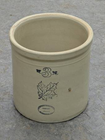 Western Stoneware Crock 3 gallon 1