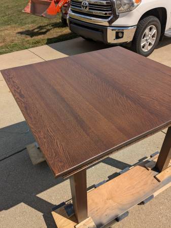 DINING TABLE 1