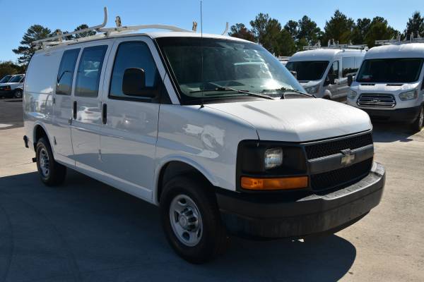 ** 2016 CHEVY EXPRESS 2500 ** 1 OWNER ** SHELVING ** LADDER RACKS ** 1