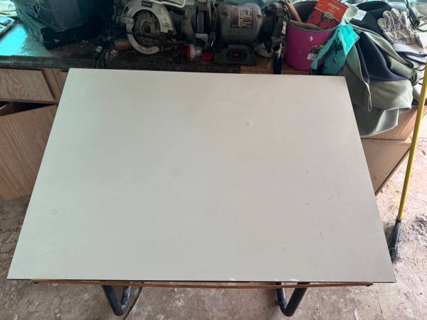 Drawing/drafting table 1
