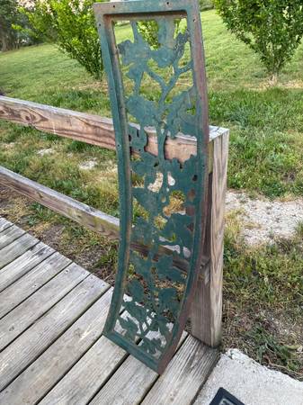Solid iron garden bench back - grape cluster pattern 1