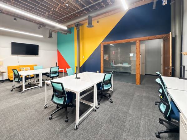 Make ideas happen in your own private office!​ 1