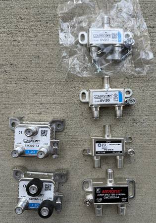 *** Coaxial Cable splitters, Two-Way, 6 available 1