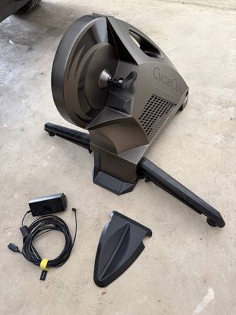 CycleOps H2 Smart Trainer 1