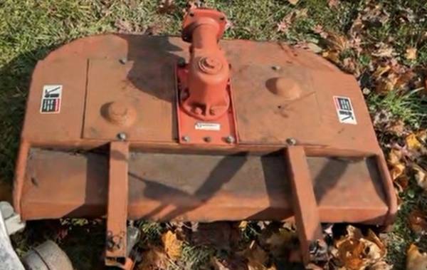 GRAVELY 48”-50” Mower Deck - USED/Good! 1