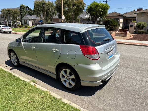 2004 Toyota Matrix XR - $2,65063470775594755121
