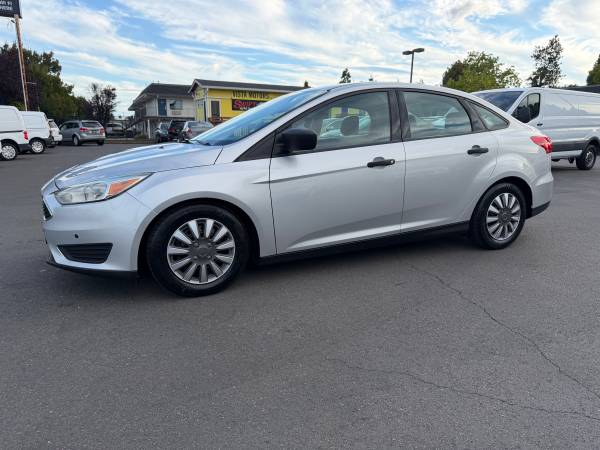 2016 Ford Focus / Automatic / Clean Title / 1-Owner / 140K / Camera 1