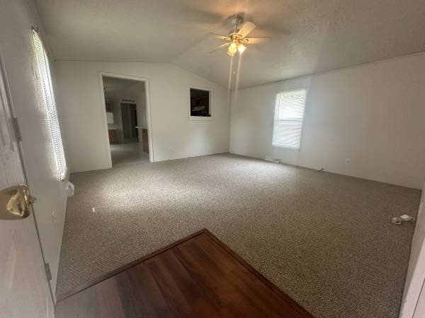 $39,995 / 3br - 1216ft2 - ¡PRECIO REDUCIDO!! Casa de 3 habitaciones/2 baños lista para mudarse (53 Burr Oak Dr. Coopersville)63985938570242121