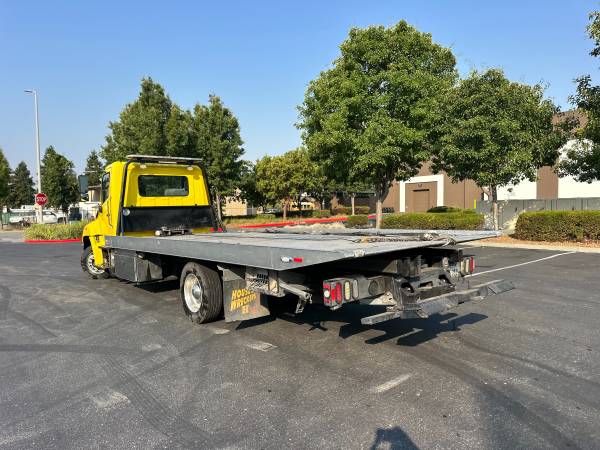 2019 Hino 258A Tow-Truck - Photo 4