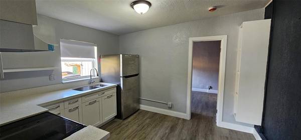 $1,750 / 1br - WOW.. UNIQUE CLEAN 1 BEDROOM, 1 BATHROOM DUPLEX. (POMPANO BEACH)64001849938051122
