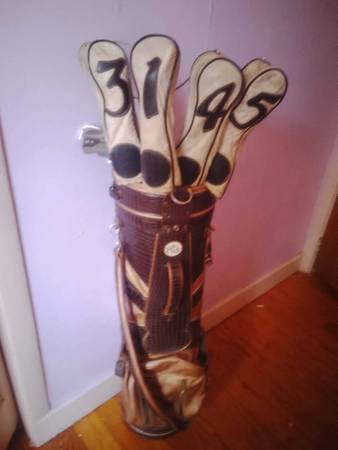 Classic McGregor  Complete golf set of clubs  andPGA bag 1