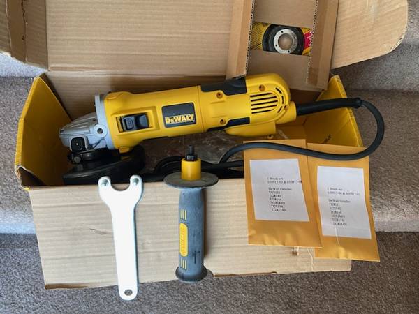 DeWalt 5" / 4 1/2" heavy-duty angle grinder--New in box 1