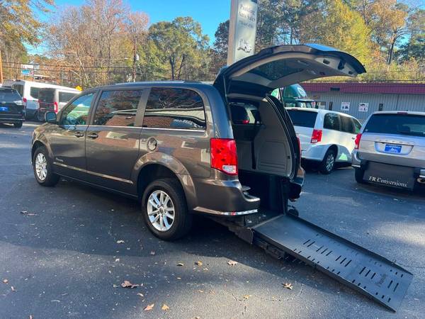 2019 *Dodge* *Grand* *Caravan* *Handicap* wheelchair rear entry van 1
