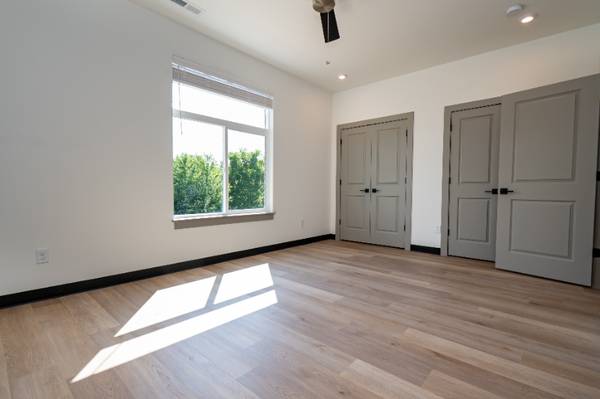 $2499.00 / 3br - 2008ft2 - Stunning 3 Bed 3 Bath Townhome64022450918529123