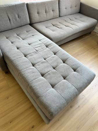 CB2 Crate&Barrel SOFA LOUNGE 1