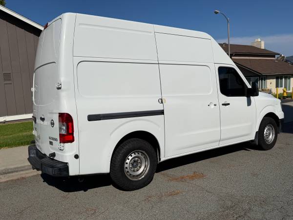 2014 Nissan NV2500 High Roof - Photo 9