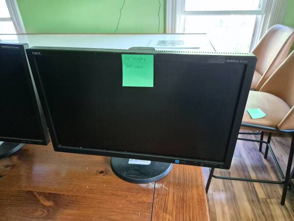 23" computer display 1