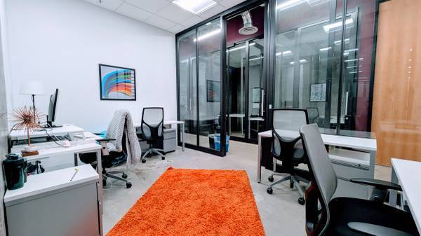 $374 😃🌞Your new HQ awaits! 35%OFF + First Month Free!!😃🌞 (SOMA / south beach)63664219610881120