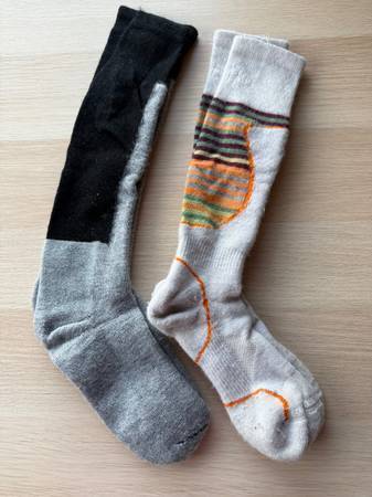 Smartwool ski socks, size M, EUC 1