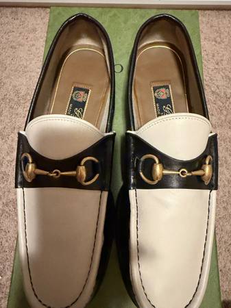 Gucci 1953 Horsebit loafers two-tone black and white UK men 