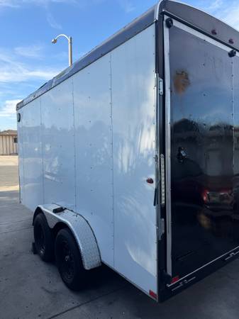 Inter 2015 trailer enclosed 14x7 1