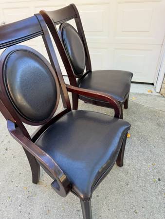 Yard sale photo