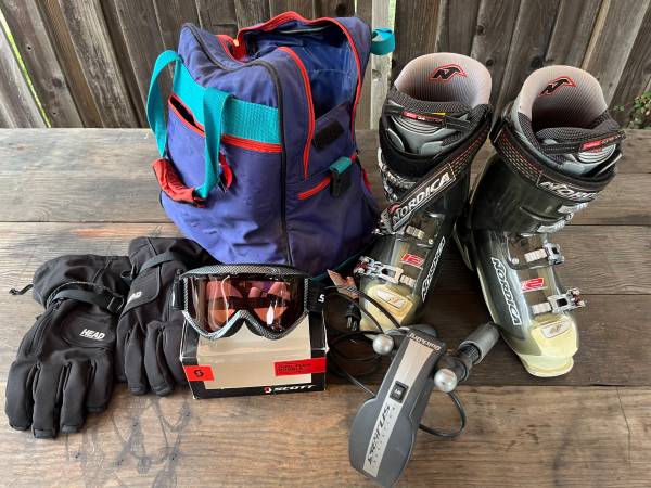 Ski Goggles,Gloves,Boots+Bag + 1