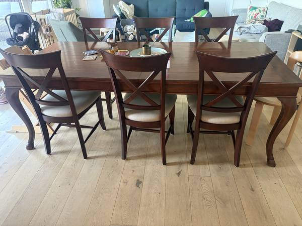 Solid Wood 88” Expandable Dining Table + 6 Canadel Dining Chairs 1