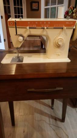 Singer Sewing Machine Model 362 Zig-Zag 1