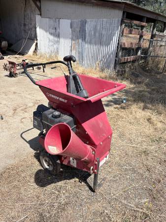Troybilt 10hp chipper 1