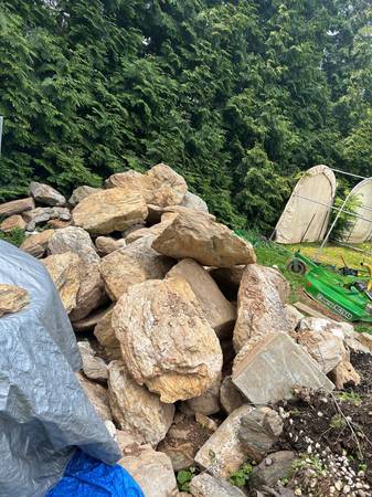Landscaping boulders 1