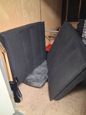 Futon 1