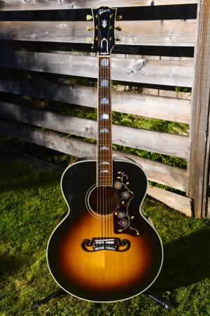 Gibson 2023 SJ-200 Original 1