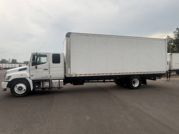 2023 Hino L6 — 26ft - Photo 4