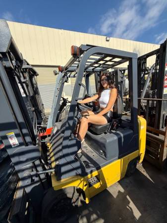 FORKLIFT READY NOW!! WARRANTY!! 1