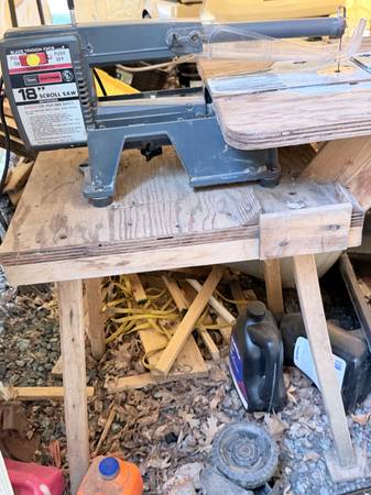 Scroll saw 1