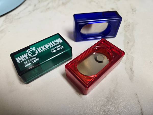 Pet training clickers 1