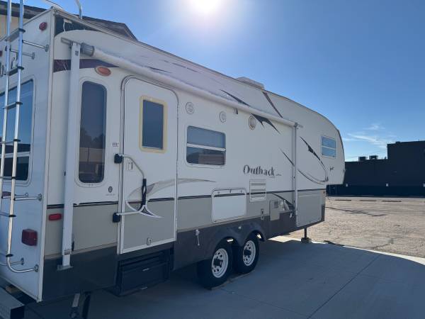 2008 Keystone Outback 1