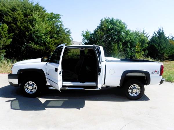 2003 Chevrolet Silverado. 4 Door - Photo 6